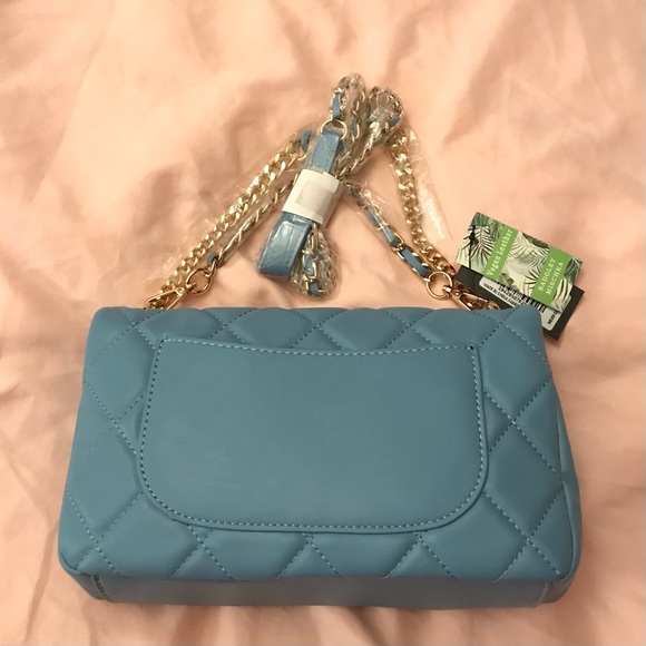 5/30% off - Badgley Mischka Baby Blue Quilted Bag | Good Cond - Picture 2 of 4